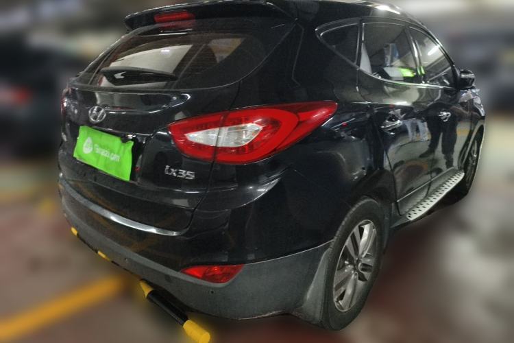 Used Hyundai ix35 2015 2.0L Automatic Two-Wheel Drive Leading Trim China V Standard Rear Right 45 Deg