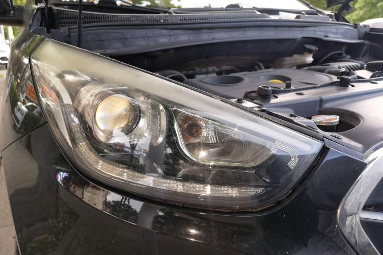 Used Hyundai ix35 2015 2.0L Automatic 2WD Comfort Edition China IV Standard Right Front Headlight