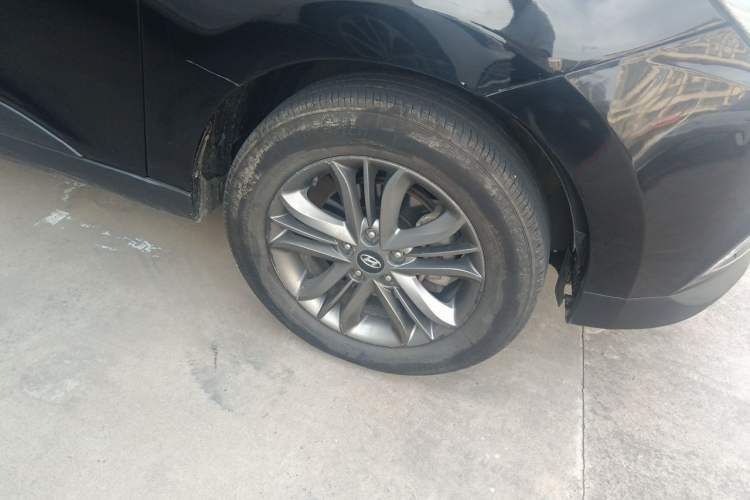 Used Hyundai ix35 2015 2.0L Automatic 2WD Smart Type China IV Right Front Wheel Hub
