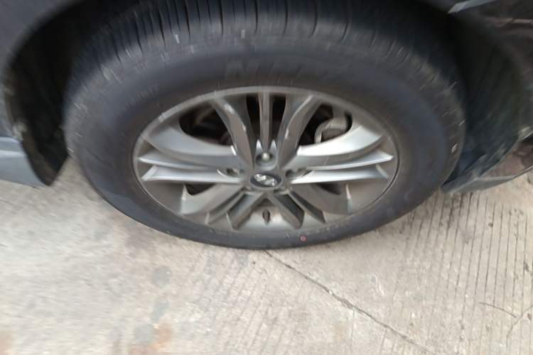 Used Hyundai ix35 2015 2.0L Automatic 2WD Smart Version China V Standard Right Front Wheel Hub