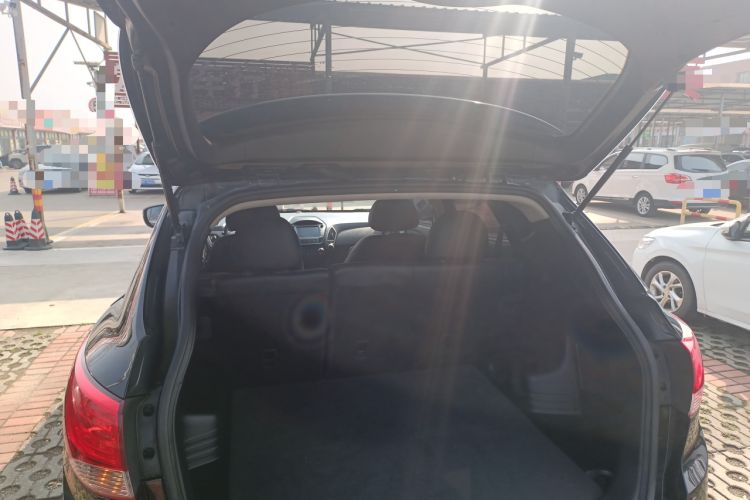 Used Hyundai ix35 2015 2.0L Automatic 2WD Comfort Edition China IV Standard Trunk
