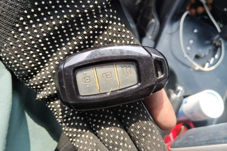 Used Hyundai ix35 2015 2.0L Automatic 2WD Smart Version China V Standard Vehicle Key