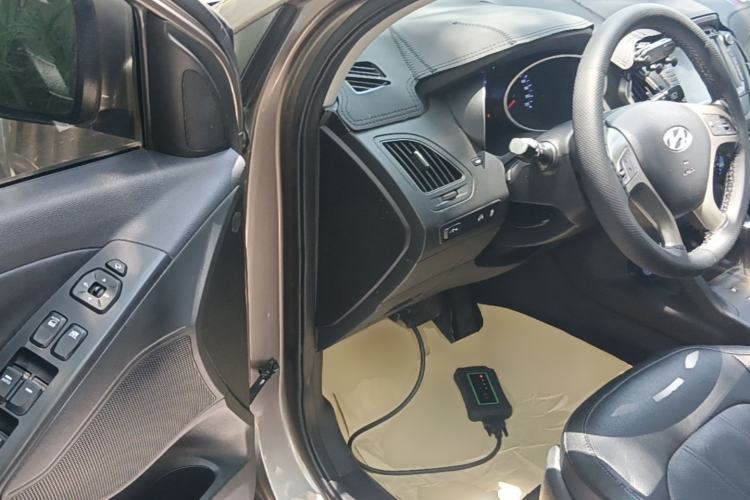 Used Hyundai ix35 2015 2.0L Automatic 2WD Smart Type China IV Driver Seat