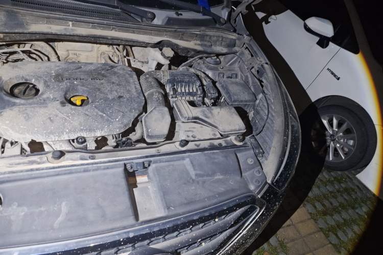Used Hyundai ix35 2015 2.0L Automatic 2WD Comfort Edition China V Standard Engine Bay Left