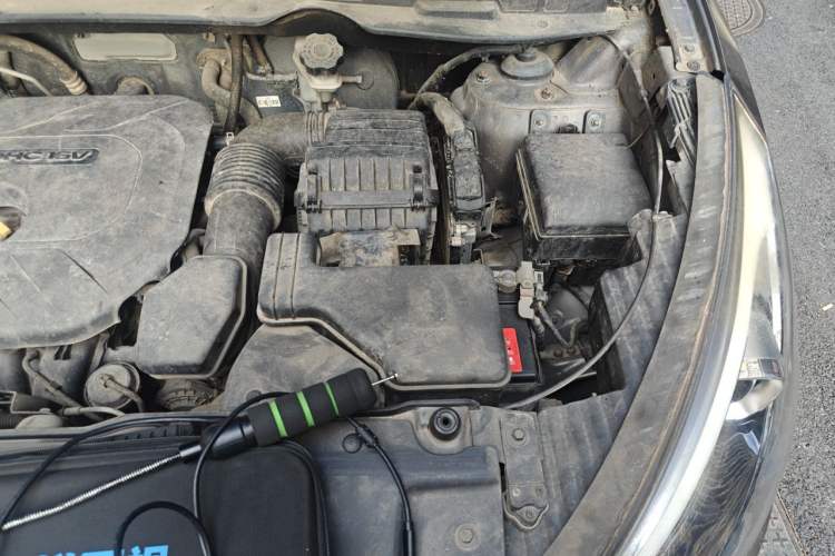 Used Hyundai ix35 2015 2.0L Automatic 2WD Smart Type China IV Engine Bay Left