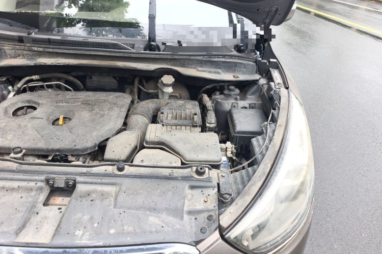 Used Hyundai ix35 2015 2.0L Automatic 2WD Smart Type China IV Engine Bay Left