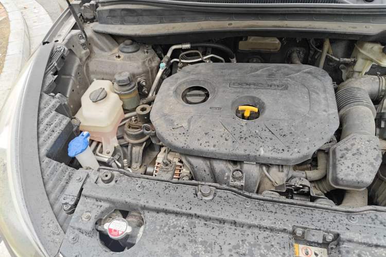 Used Hyundai ix35 2015 2.0L Automatic 2WD Smart Type China IV Engine Bay Right