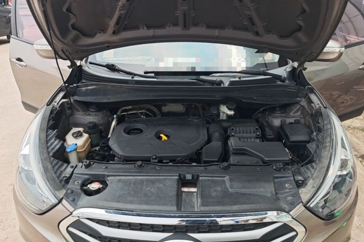 Used Hyundai ix35 2015 2.0L Automatic 2WD Comfort Edition China IV Standard Engine Bay