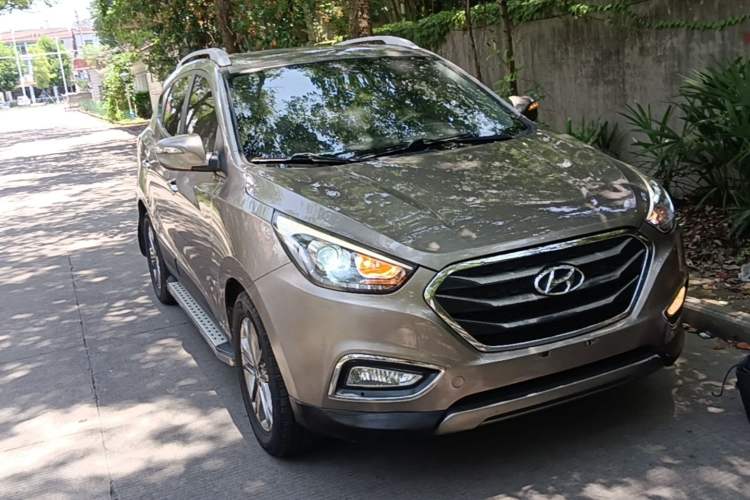 Used Hyundai ix35 2015 2.0L Automatic 2WD Smart Type China IV Exterior 1