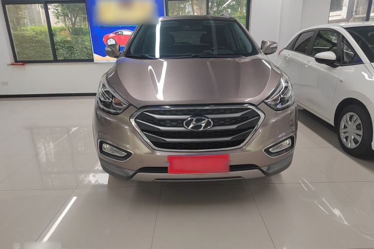 Used Hyundai ix35 2015 2.0L Automatic 2WD Smart Type China IV Exterior 1