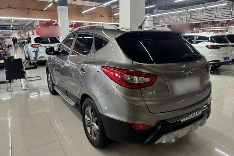 Used Hyundai ix35 2015 2.0L Automatic 2WD Smart Version China V Standard Exterior 1