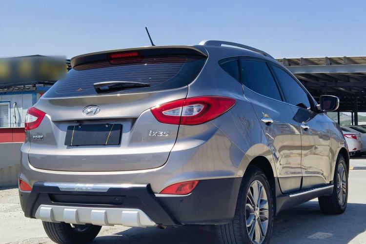 Used Hyundai ix35 2015 2.0L Automatic 2WD Smart Version China V Standard Exterior 3