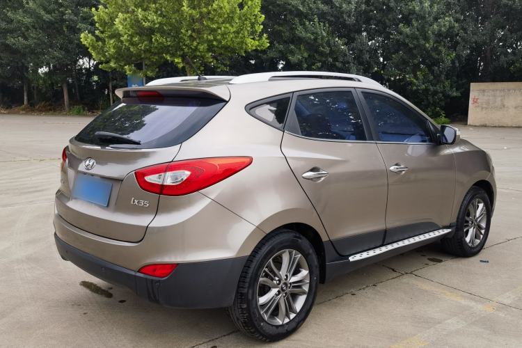 Used Hyundai ix35 2015 2.0L Automatic 2WD Smart Type China IV Exterior 4