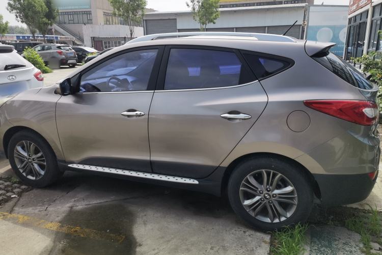 Used Hyundai ix35 2015 2.0L Automatic 2WD Smart Type China IV Exterior 5