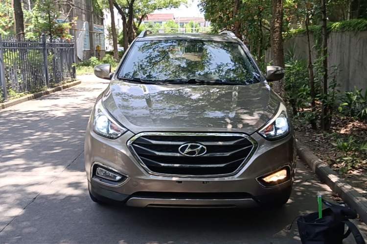 Used Hyundai ix35 2015 2.0L Automatic 2WD Smart Type China IV Front