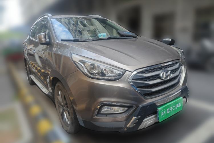 Used Hyundai ix35 2015 2.0L Automatic 2WD Smart Type China IV Front Right 45 Deg