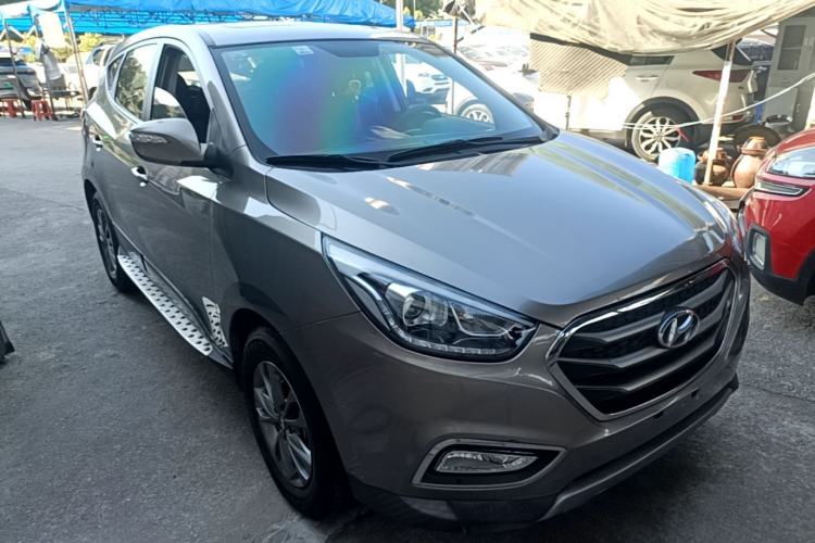 Used Hyundai ix35 2015 2.0L Automatic 2WD Comfort Edition China IV Standard Front Right 45 Deg
