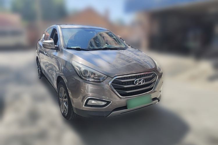Used Hyundai ix35 2015 2.0L Automatic 2WD Comfort Edition China IV Standard Front Right 45 Deg