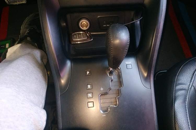 Used Hyundai ix35 2015 2.0L Automatic 2WD Smart Version China V Standard Gear Lever