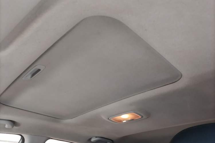Used Hyundai ix35 2015 2.0L Automatic 2WD Comfort Edition China IV Standard Headliner