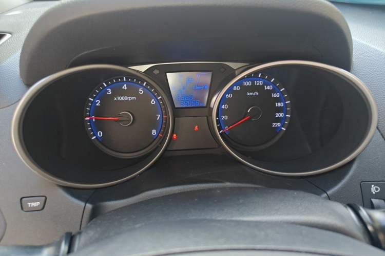Used Hyundai ix35 2015 2.0L Automatic 2WD Smart Type China IV Instrument Cluster