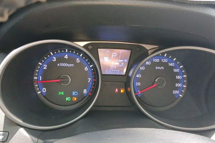 Used Hyundai ix35 2015 2.0L Automatic 2WD Smart Type China IV Instrument Cluster