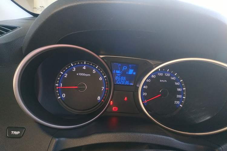 Used Hyundai ix35 2015 2.0L Automatic 2WD Smart Version China V Standard Instrument Cluster