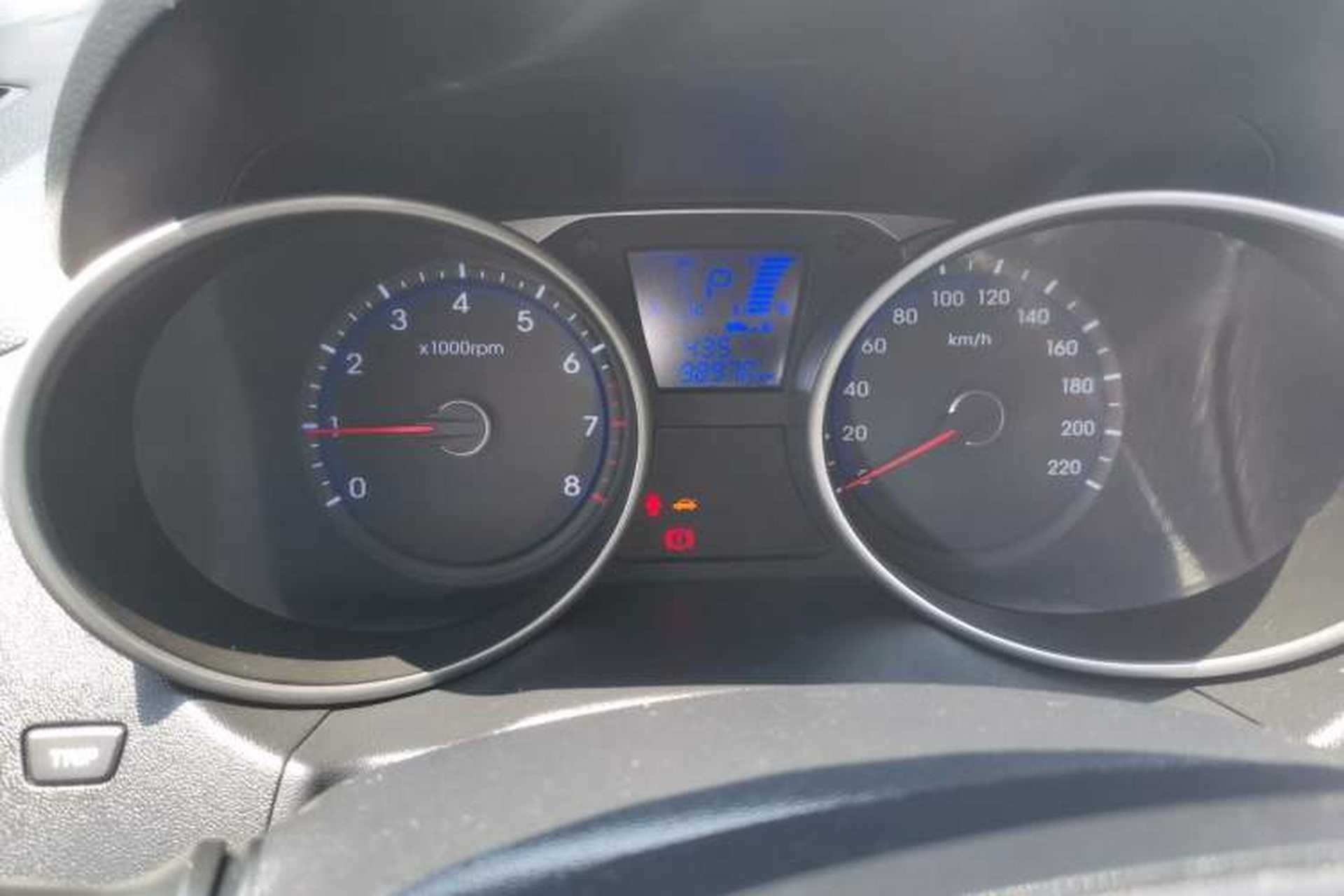 Used Hyundai ix35 2015 2.0L Automatic 2WD Smart Type China IV Instrument Cluster
