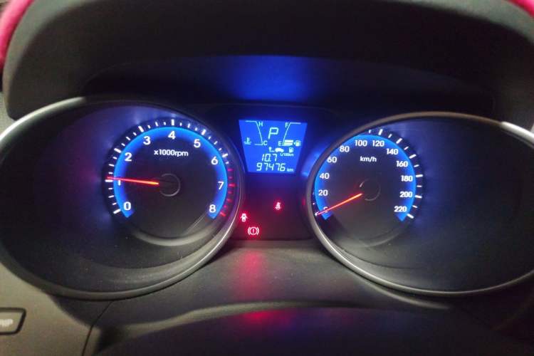Used Hyundai ix35 2015 2.0L Automatic 2WD Smart Type China IV Instrument Cluster