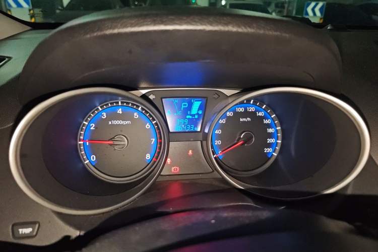 Used Hyundai ix35 2015 2.0L Automatic 2WD Smart Type China IV Instrument Cluster