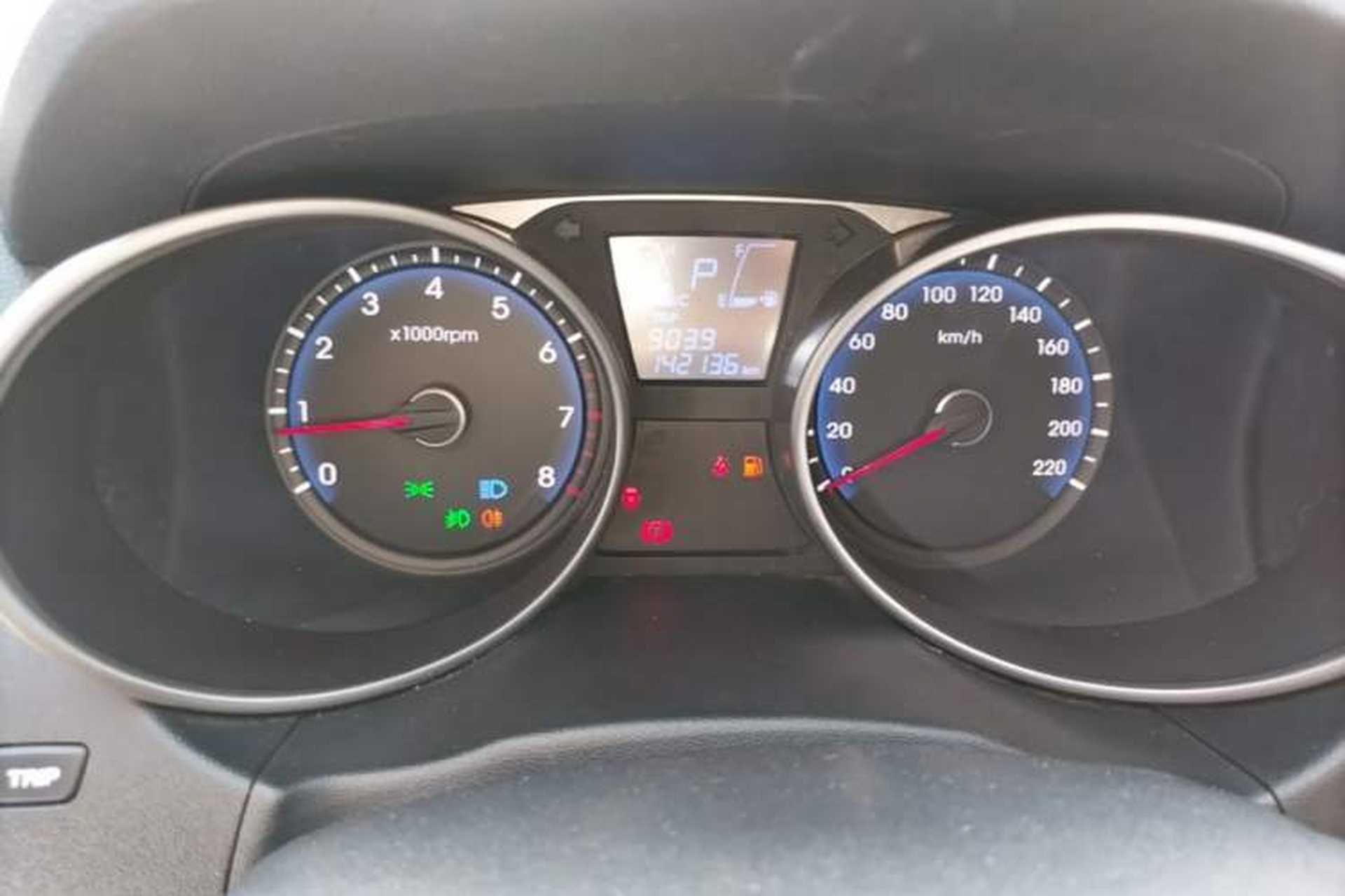 Used Hyundai ix35 2015 2.0L Automatic 2WD Comfort Edition China IV Standard Instrument Cluster