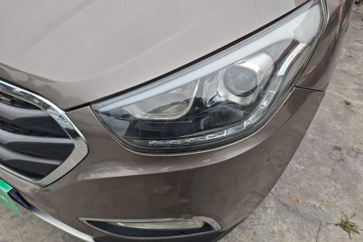 Used Hyundai ix35 2015 2.0L Automatic 4x4 Smart Version China IV Standard Left Front Headlight