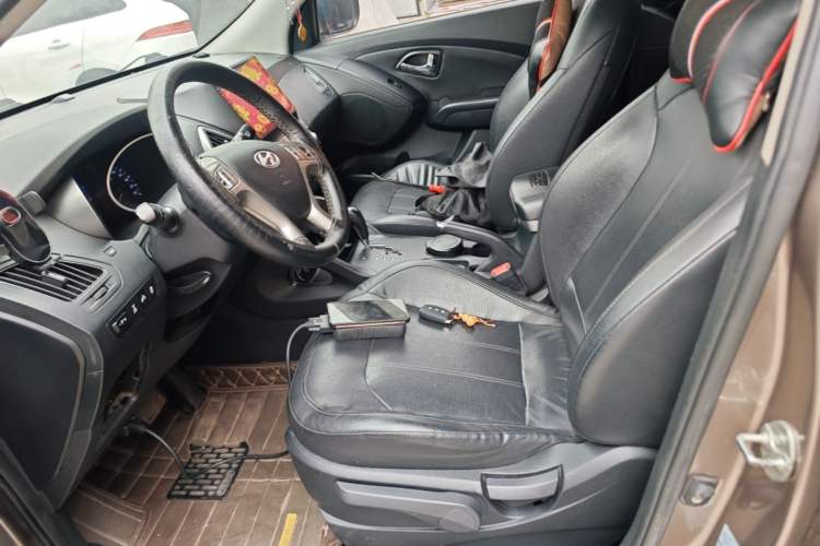 Used Hyundai ix35 2015 2.0L Automatic 4x4 Smart Version China IV Standard Left Front Seat