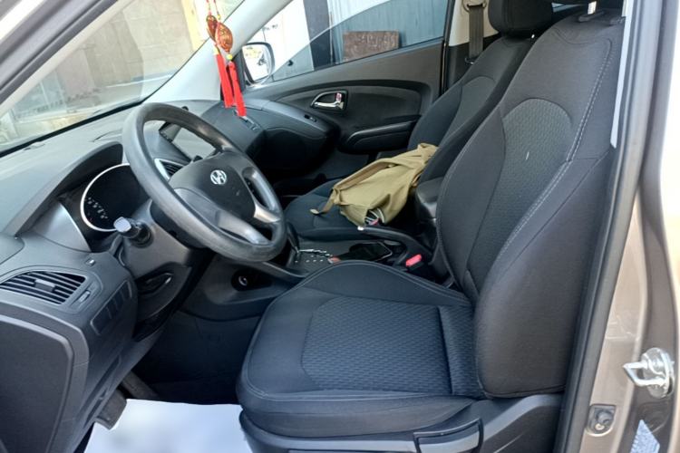 Used Hyundai ix35 2015 2.0L Automatic 2WD Comfort Edition China IV Standard Left Front Seat