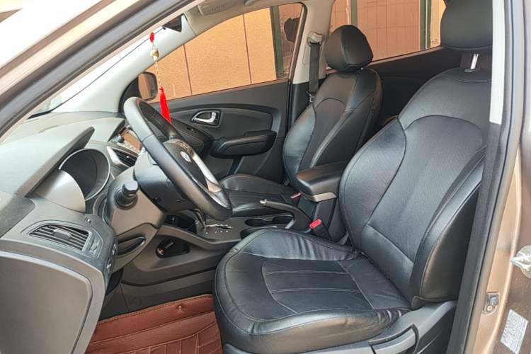 Used Hyundai ix35 2015 2.0L Automatic 2WD Smart Version China V Standard Left Front Seat