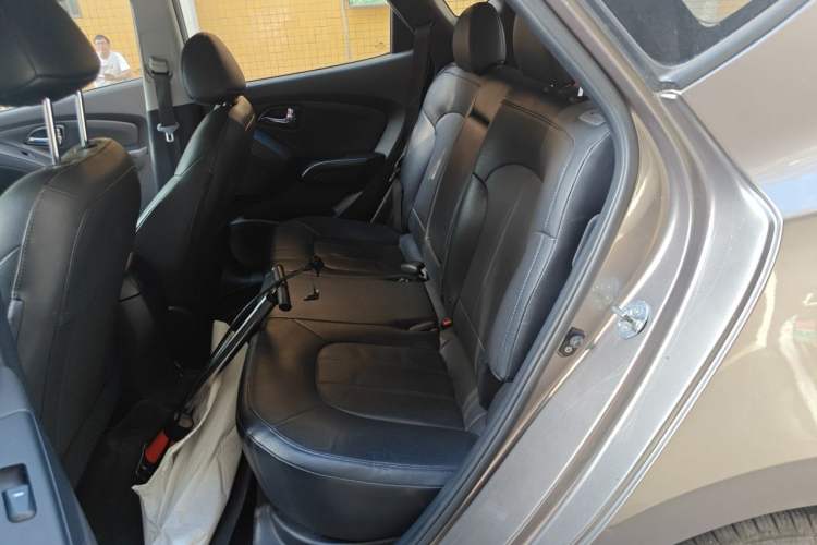Used Hyundai ix35 2015 2.0L Automatic 2WD Smart Type China IV Left Rear Seat