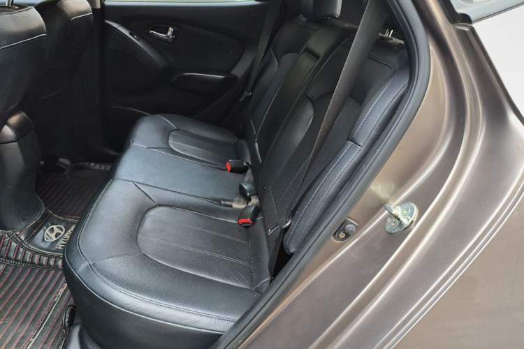 Used Hyundai ix35 2015 2.0L Automatic 2WD Smart Type China IV Left Rear Seat