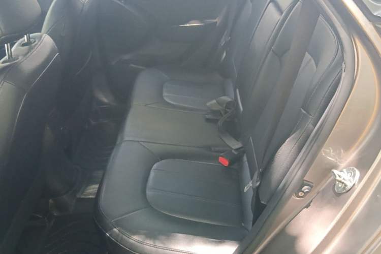 Used Hyundai ix35 2015 2.0L Automatic 2WD Smart Type China IV Left Rear Seat