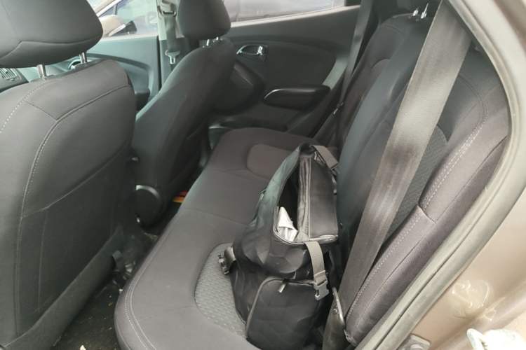 Used Hyundai ix35 2015 2.0L Automatic 2WD Comfort Edition China V Standard Left Rear Seat
