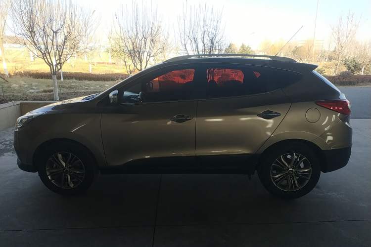 Used Hyundai ix35 2015 2.0L Automatic 2WD Smart Version China V Standard Left Side