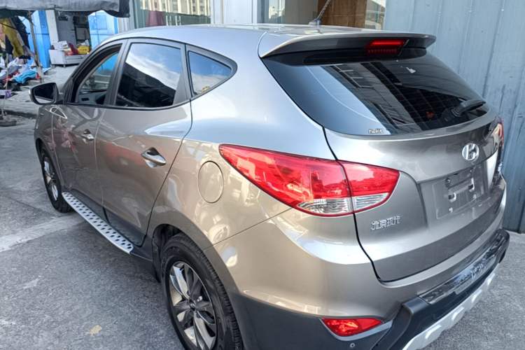 Used Hyundai ix35 2015 2.0L Automatic 2WD Comfort Edition China IV Standard Rear Left 45 Deg