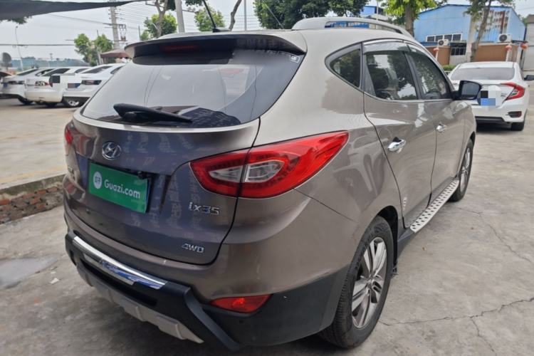 Used Hyundai ix35 2015 2.0L Automatic 4x4 Smart Version China IV Standard Rear Right 45 Deg