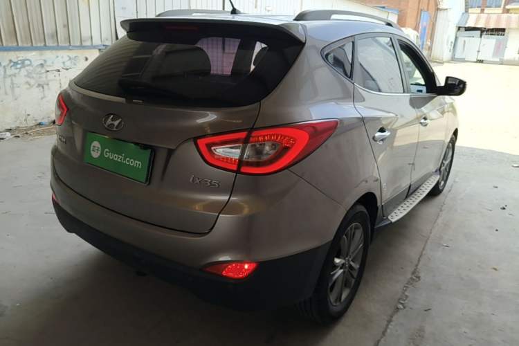 Used Hyundai ix35 2015 2.0L Automatic 2WD Smart Version China V Standard Rear Right 45 Deg