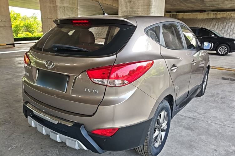 Used Hyundai ix35 2015 2.0L Automatic 2WD Comfort Edition China IV Standard Rear Right 45 Deg