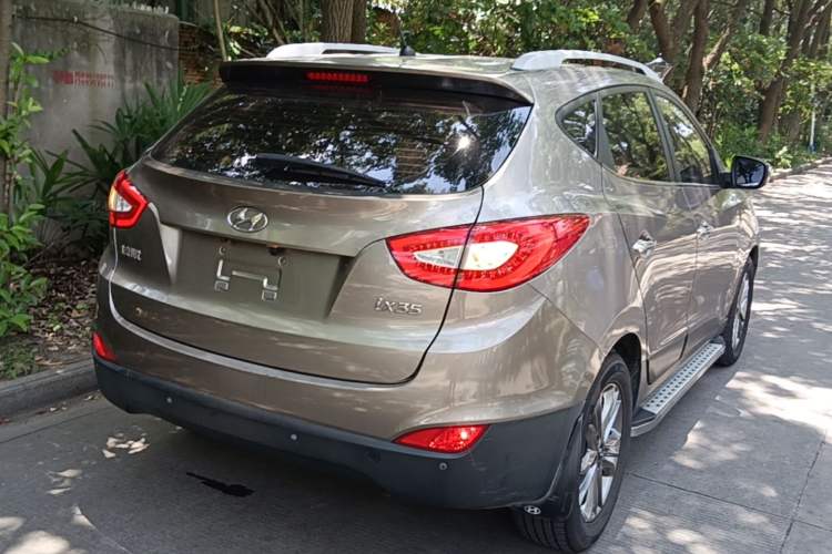 Used Hyundai ix35 2015 2.0L Automatic 2WD Smart Type China IV Rear Right 45 Deg