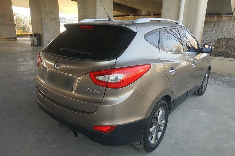 Used Hyundai ix35 2015 2.0L Automatic 2WD Smart Version China V Standard Rear Right 45 Deg