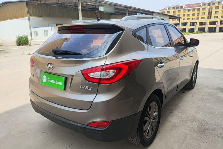 Used Hyundai ix35 2015 2.0L Automatic 2WD Smart Version China V Standard Rear Right 45 Deg