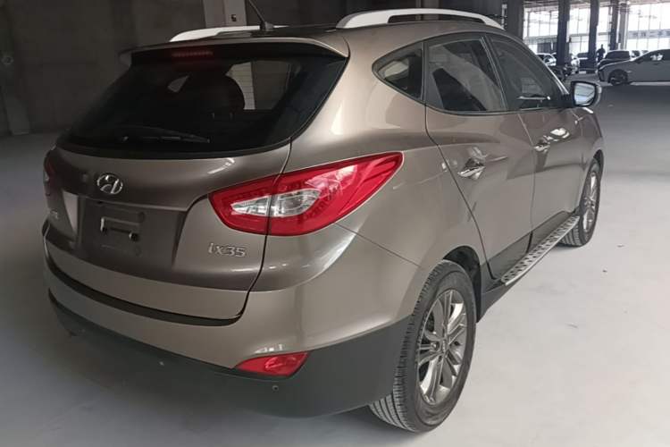 Used Hyundai ix35 2015 2.0L Automatic 2WD Smart Type China IV Rear Right 45 Deg
