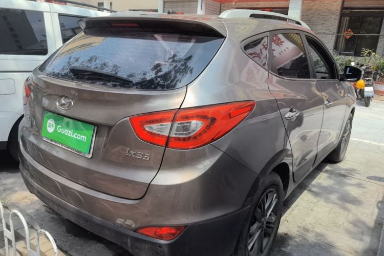 Used Hyundai ix35 2015 2.0L Automatic 2WD Smart Version China V Standard Rear Right 45 Deg