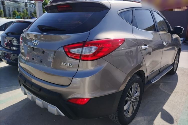 Used Hyundai ix35 2015 2.0L Automatic 2WD Comfort Edition China IV Standard Rear Right 45 Deg